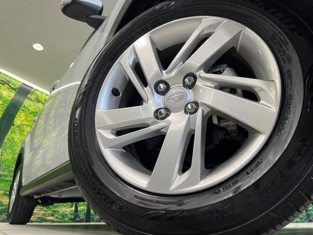 �y����16�C���`�A���~�z�C�[���z�O�ςɃ}�b�`���������A���~�z�C�[���𑕒����Ă���܂��B�e��ЊO�A���~�z�C�[����A�X�^�b�h���X�^�C�����戵�����Ă���܂��B���񂲑��k����������