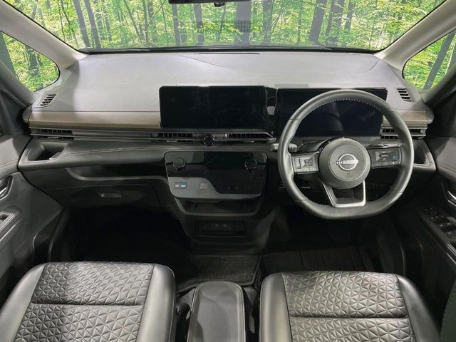 セレナ1.4 e-POWER ハイウェイスターV