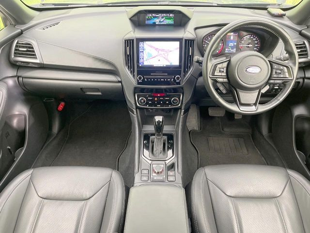 フォレスター1.8 STI スポーツ ブラック インテリア セレクション 4WD