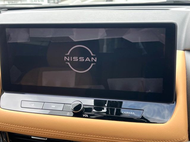�y12�C���`�����i�r�z�l�C�̏����i�r�𑕔����Ă���܂��B�i�r�̎g���₷���͂������A�I�[�f�B�I�@�\���[��!�L�����v�◷�s�͂������A�ʋ΂┃�����ȂǕ��i�̃h���C�u���y�����Ȃ�͂���