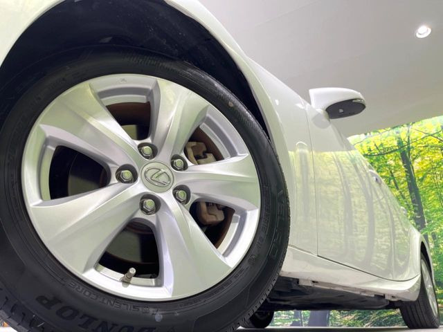 �y����16�C���`�A���~�z�C�[���z�O�ςɃ}�b�`���������A���~�z�C�[���𑕒����Ă���܂��B�e��ЊO�A���~�z�C�[����A�X�^�b�h���X�^�C�����戵�����Ă���܂��B���񂲑��k����������