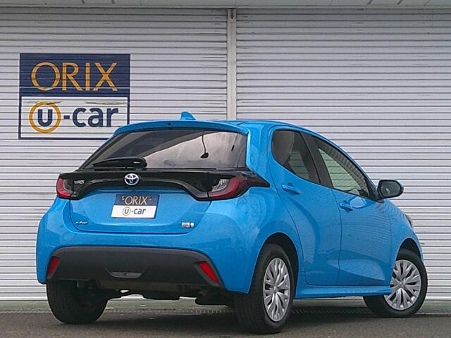 ヤリス1.5 ハイブリッド X E-Four 4WD