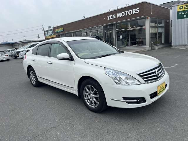 ティアナ2.5 250XL FOUR 4WD