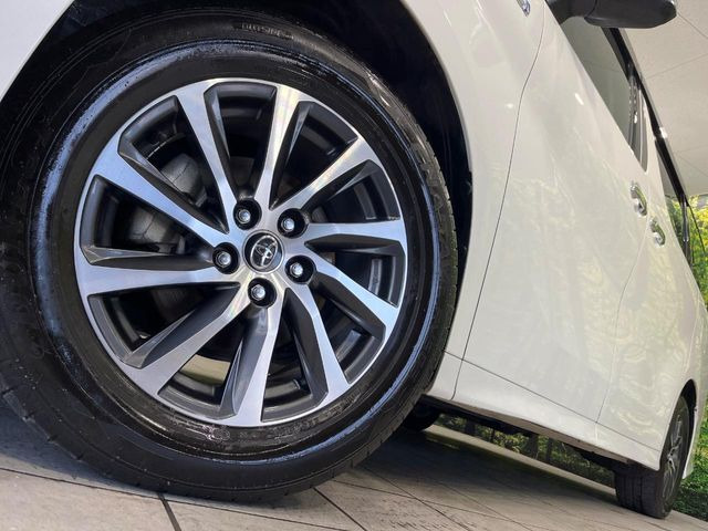 �y����17�C���`�A���~�z�C�[���z�O�ςɃ}�b�`���������A���~�z�C�[���𑕒����Ă���܂��B�e��ЊO�A���~�z�C�[����A�X�^�b�h���X�^�C�����戵�����Ă���܂��B���񂲑��k����������