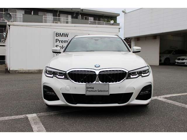 3シリーズツーリング320d xドライブ Mスポーツ  4WD