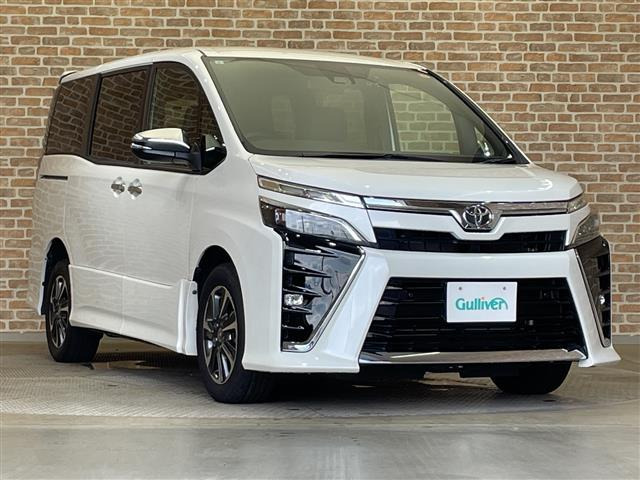 ヴォクシー2.0 ZS 煌III 4WD