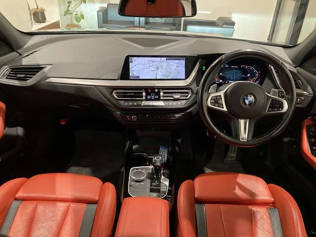 1シリーズM135i xドライブ 4WD