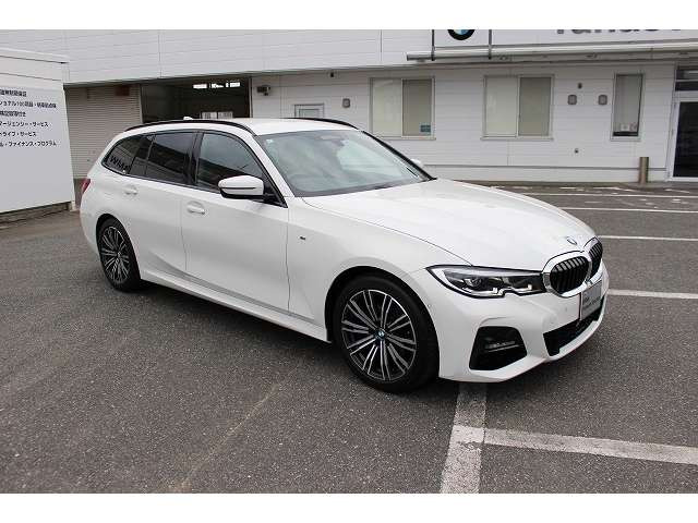 3シリーズツーリング320d xドライブ Mスポーツ  4WD