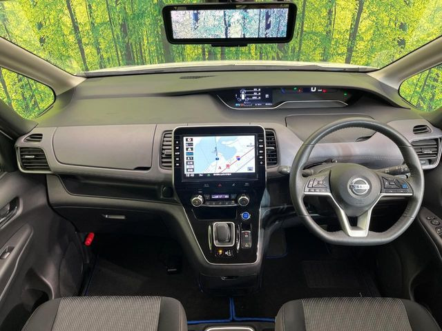 セレナ1.2 e-POWER ハイウェイスターV
