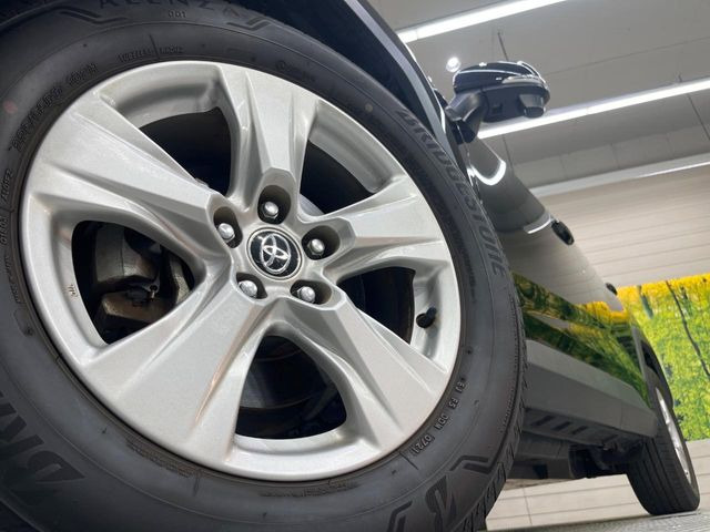 �y�����A���~�z�C�[���z�O�ςɃ}�b�`���������A���~�z�C�[���𑕒����Ă���܂��B�e��ЊO�A���~�z�C�[����A�X�^�b�h���X�^�C�����戵�����Ă���܂��B���񂲑��k����������
