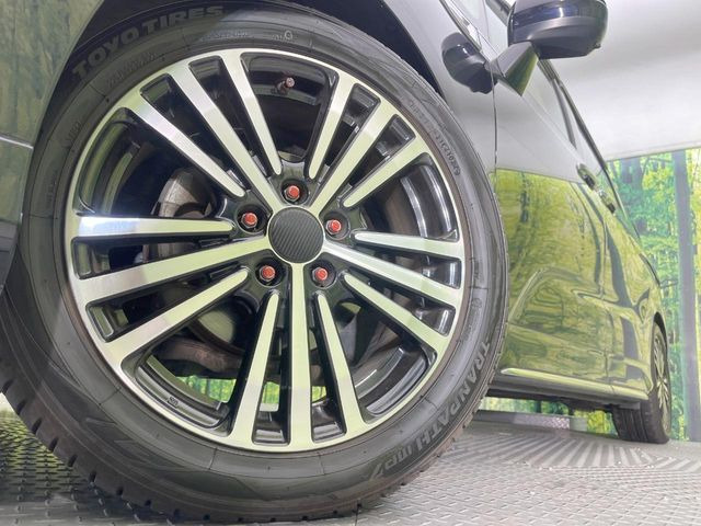 �y�����A���~�z�C�[���z�O�ςɃ}�b�`���������A���~�z�C�[���𑕒����Ă���܂��B�e��ЊO�A���~�z�C�[����A�X�^�b�h���X�^�C�����戵�����Ă���܂��B���񂲑��k����������