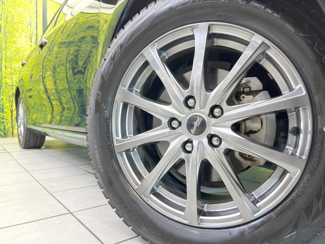 �y17�C���`�A���~�z�C�[���z�O�ςɃ}�b�`�����A���~�z�C�[���𑕒����Ă���܂��B�e��A���~�z�C�[����A�X�^�b�h���X�^�C�����戵�����Ă���܂��B���񂲑��k����������