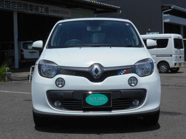 トゥインゴインテンス