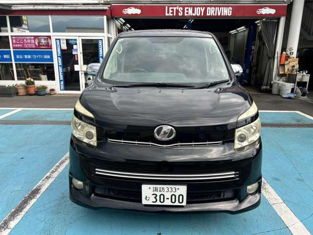 ヴォクシー2.0 ZS 煌II 4WD
