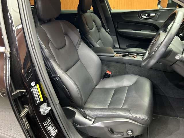 XC60D4 AWD モメンタム ディーゼル 4WD