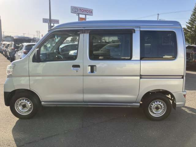 ハイゼットカーゴデラックス SAIII ハイルーフ 4WD
