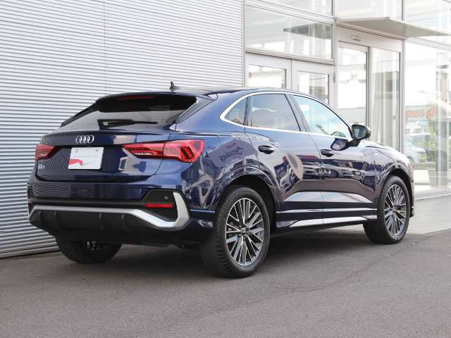 Q3