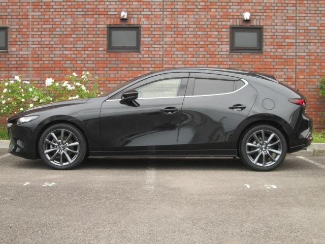 MAZDA3ファストバック1.5 15S ツーリング 4WD