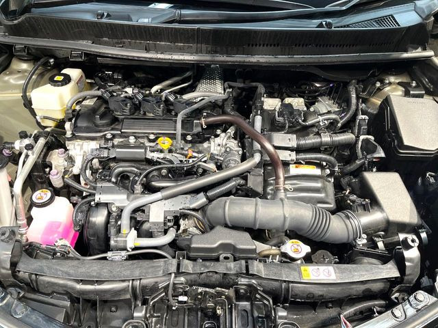 親切・丁寧な専門メカニックスタッフが応対!・車検・点検整備・事故等の修理などアフターサービスも安心。お車のカスタマイズもネクステージのサービススタッフまでご相談ください!