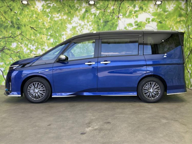 セレナ1.4 e-POWER AUTECH