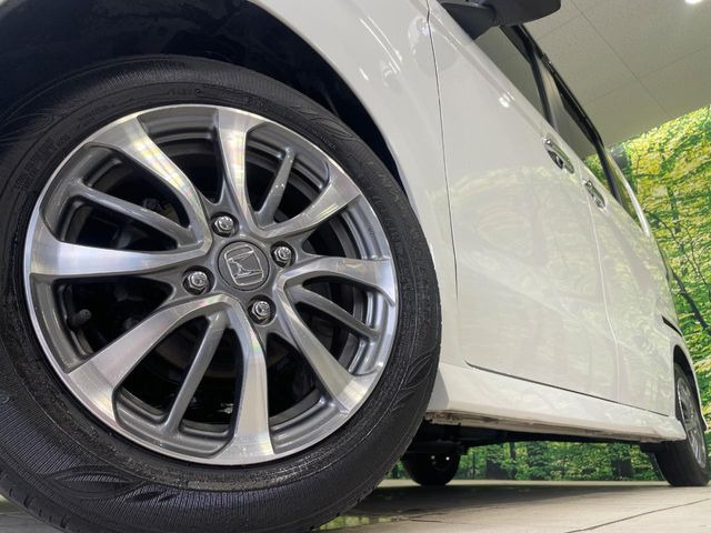 �y����14�C���`�A���~�z�C�[���z�O�ςɃ}�b�`���������A���~�z�C�[���𑕒����Ă���܂��B�e��ЊO�A���~�z�C�[����A�X�^�b�h���X�^�C�����戵�����Ă���܂��B���񂲑��k����������