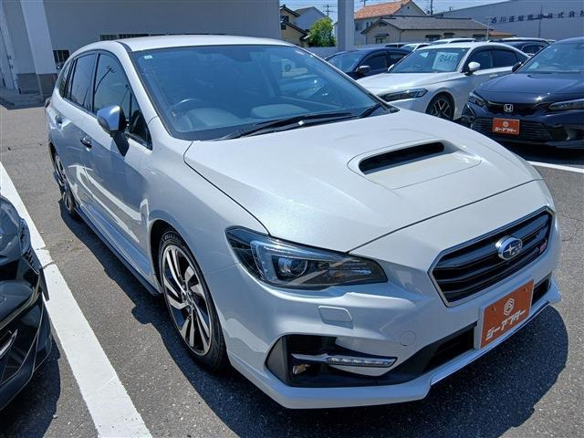 レヴォーグ1.6 STI スポーツ アイサイト ブラック セレクション 4WD