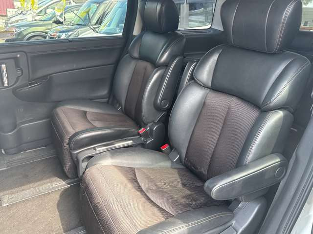 ���F�l�̂����X�X�^�b�t�ꓯ���҂����Ă���܂����wNEODrive�x����TEL011�]792�]0374