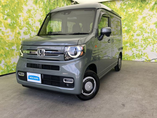 N-VANファン ターボ 4WD