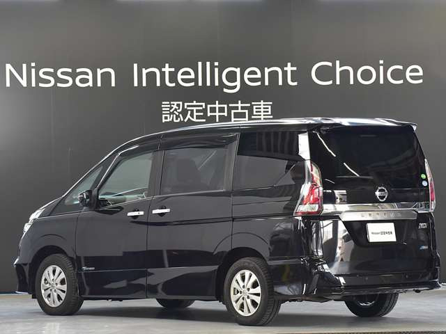 セレナ2.0 ハイウェイスター Vセレクション 4WD
