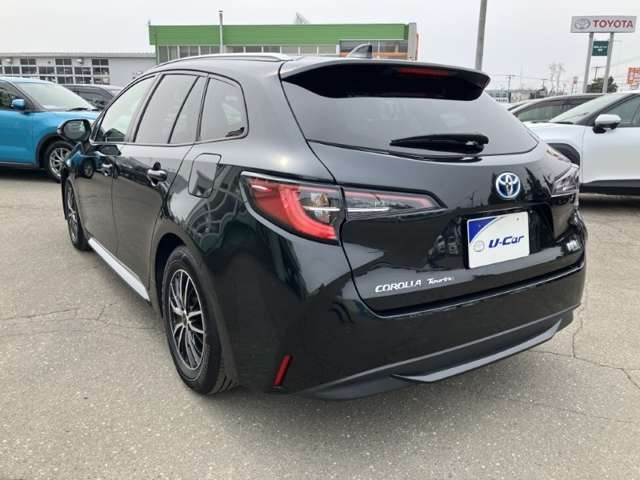 カローラツーリング1.8 ハイブリッド G-X プラス E-Four 4WD