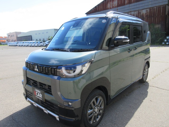 デリカミニT プレミアム 4WD