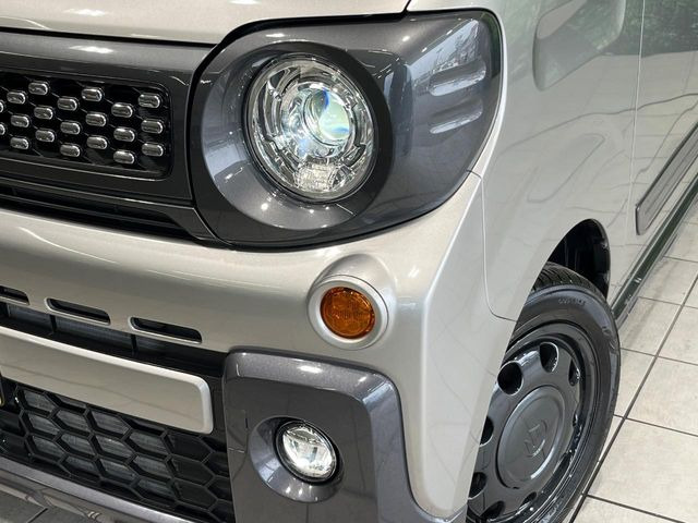 �yLED�w�b�h���C�g�z���V����ԑ��s�����ǍD�Ȏ��E���m�ۂ����S���ĉ^�]�ł��鍂�P�xLED�w�b�h���C�g�𑕔�!�_�����x�������A����d�͂��}�����Ă��܂��B