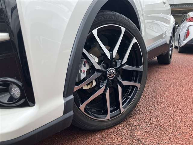 C-HRハイブリッド 1.8 S GR スポーツ
