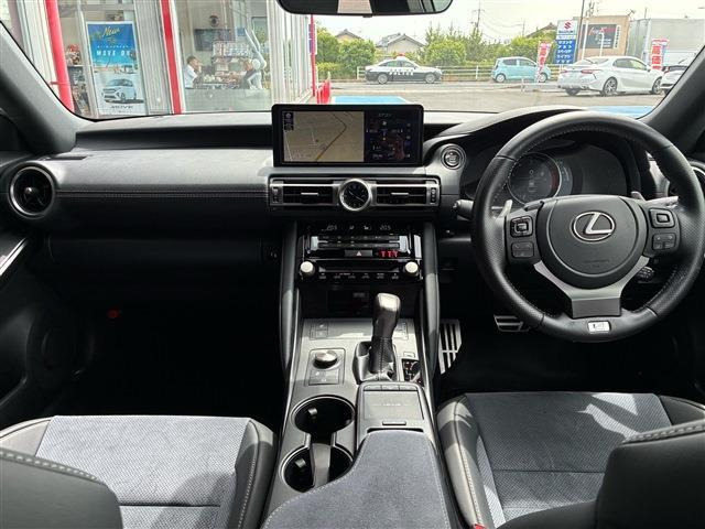 IS350 Fスポーツ モード ブラック