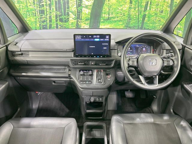 ステップワゴン2.0 e:HEV スパーダ