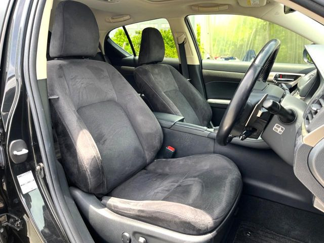 �^�]�Ȃ܂��ɂ͏\���ȃX�y�[�X������A�啿�ȕ��ł��������^�]���Ă�����������ł��B