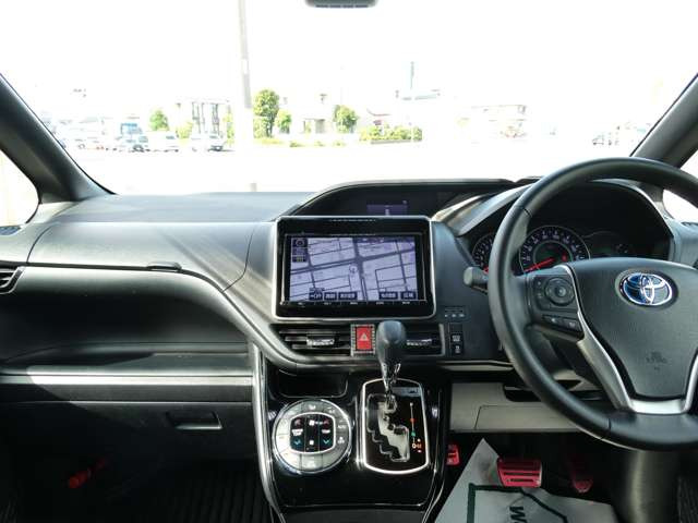 ヴォクシー2.0 ZS