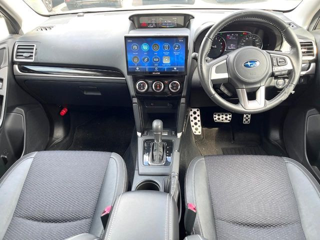 フォレスター2.0 XT アイサイト 4WD
