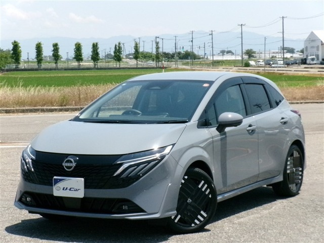 ノートオーラ1.2 G FOUR 4WD