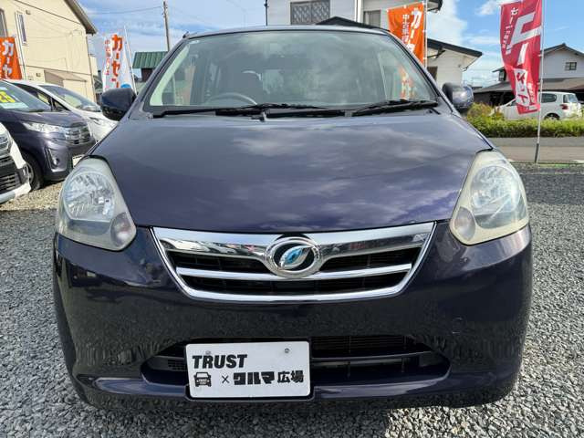 ミライースXf メモリアルエディション 4WD