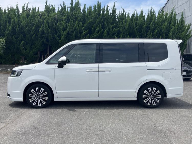ステップワゴン2.0 e:HEV スパーダ プレミアムライン