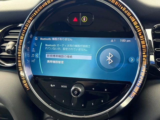 ��Bluetooth:���莝���̃X�}�[�g�t�H���ȂǂƐڑ����A�n���Y�t���[�ʘb��Տꊴ����~���[�W�b�N�Đ������y���݂��������܂��B�����ڑ��ł��̂Ŕς킵��������܂����