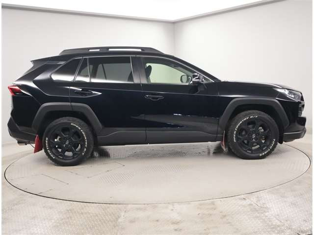 RAV42.0 アドベンチャー オフロードパッケージ 4WD