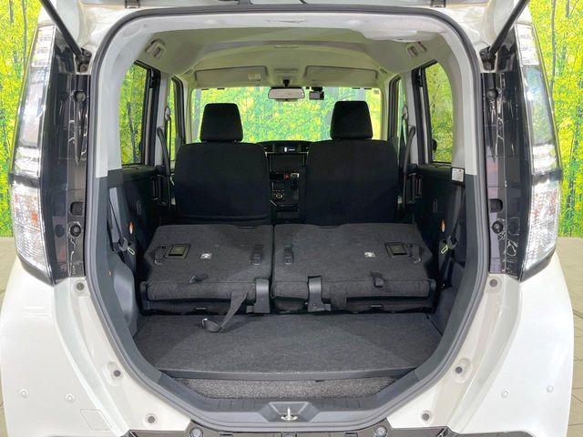 普段のお買い物や通勤、送迎等に十分な荷室スペースを確保しております。セカンドシートを倒すと、大きな荷物の積載も可能です♪