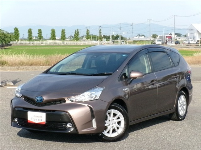 プリウスα1.8 S