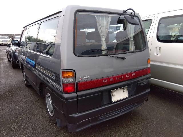 デリカスターワゴン2.5 GLX サンルーフ ディーゼル