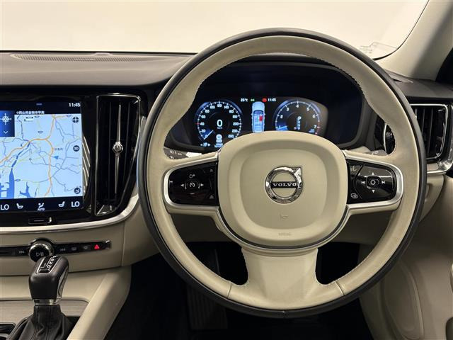 V60T5 インスクリプション
