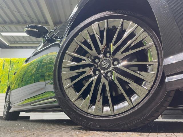 �y18�C���`�A���~�z�C�[���z�O�ςɃ}�b�`�����A���~�z�C�[���𑕒����Ă���܂��B�e��A���~�z�C�[����A�X�^�b�h���X�^�C�����戵�����Ă���܂��B���񂲑��k����������