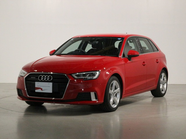 A3スポーツバック40 TFSI クワトロ スポーツ 4WD