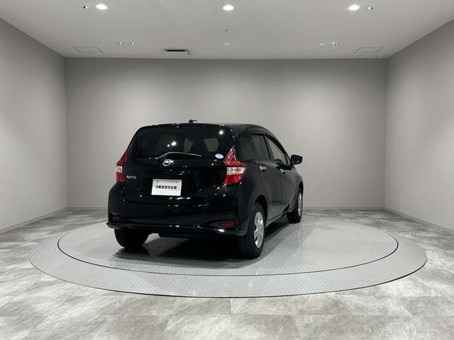 ノート1.2 X FOUR 4WD